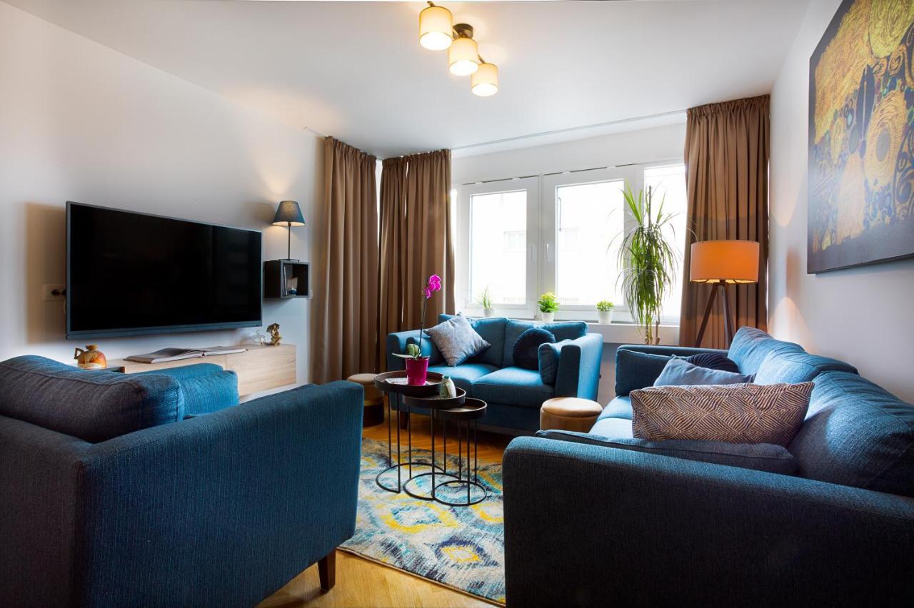 Deluxe City Center Blue Apartment สปลิท ภายนอก รูปภาพ