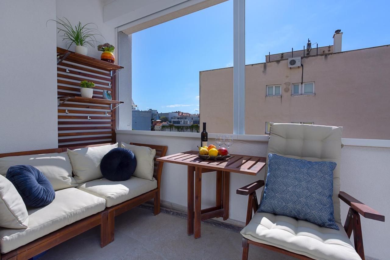 Deluxe City Center Blue Apartment สปลิท ภายนอก รูปภาพ