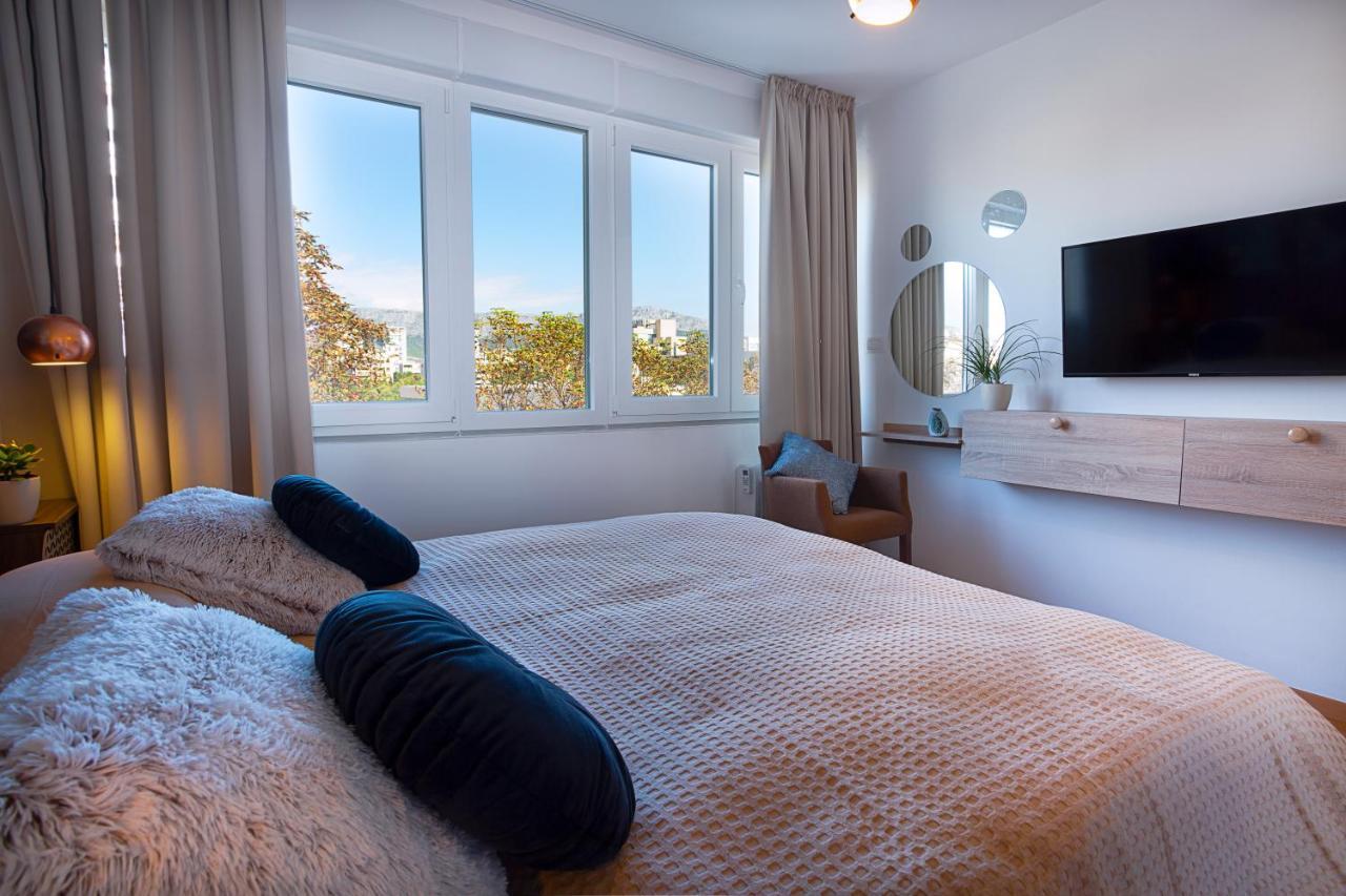 Deluxe City Center Blue Apartment สปลิท ภายนอก รูปภาพ